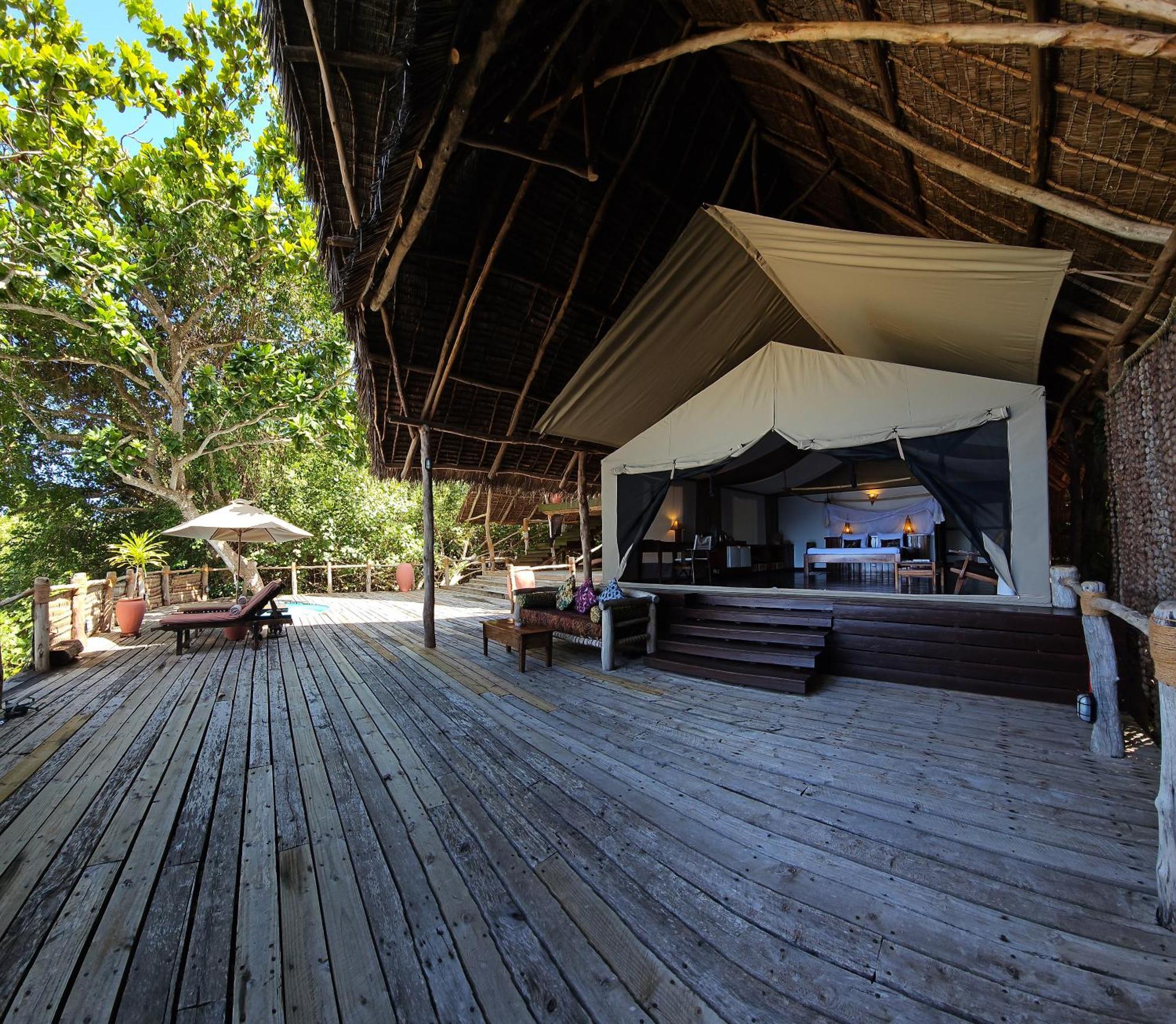 Fundu Lagoon Wambaa ภายนอก รูปภาพ